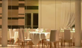 movable glass wall-restaurant dining room partition